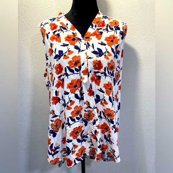 Stitch Fix Market and Spruce Tops - Market and Spruce XXL Sleveless Floral Top with Crochet Back